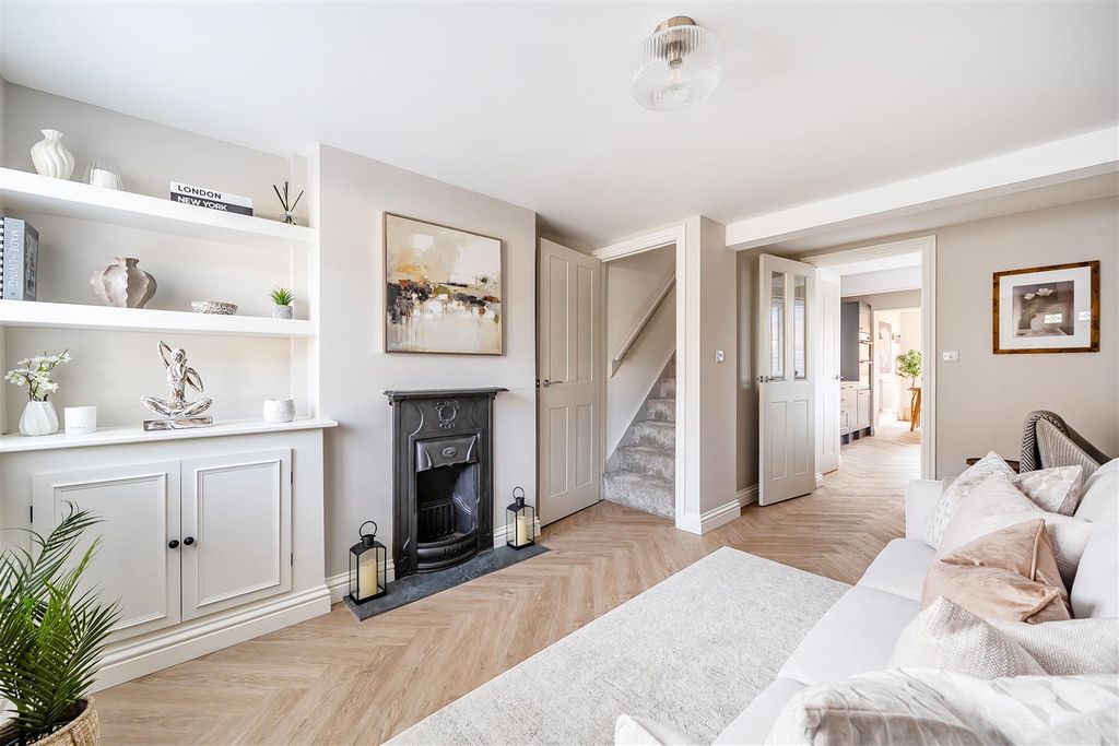 Property photo 2 of 15