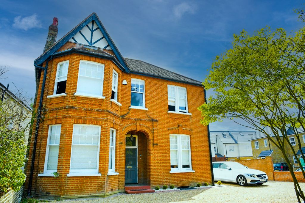 Property photo 1 of 23