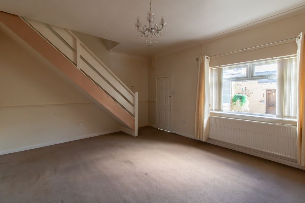 Property photo 2 of 13 Image 1