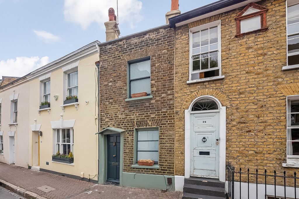 Property photo 1 of 13