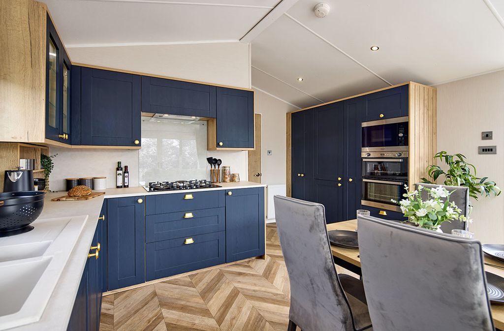 Property photo 3 of 5 The Gainsborough Kitchen.Jpg