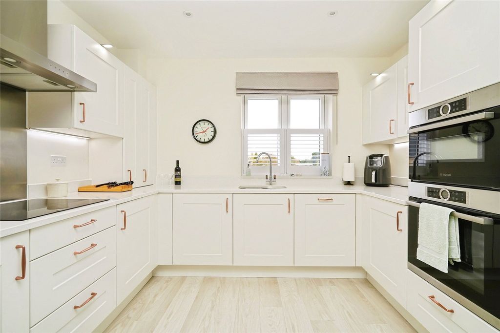 Property photo 2 of 10 Picture No. 07