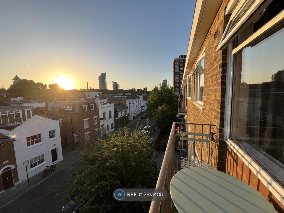 Property photo 1 of 25 Balcony
