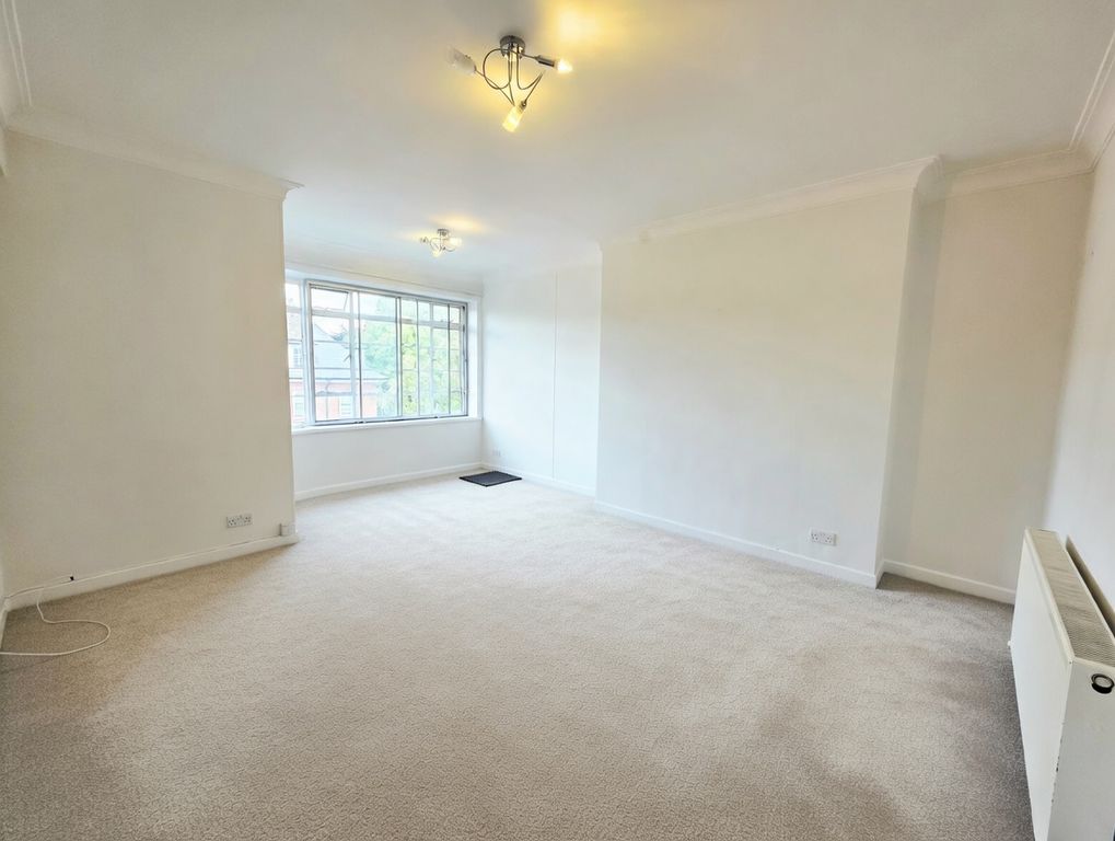 Property photo 3 of 10 Photo 5