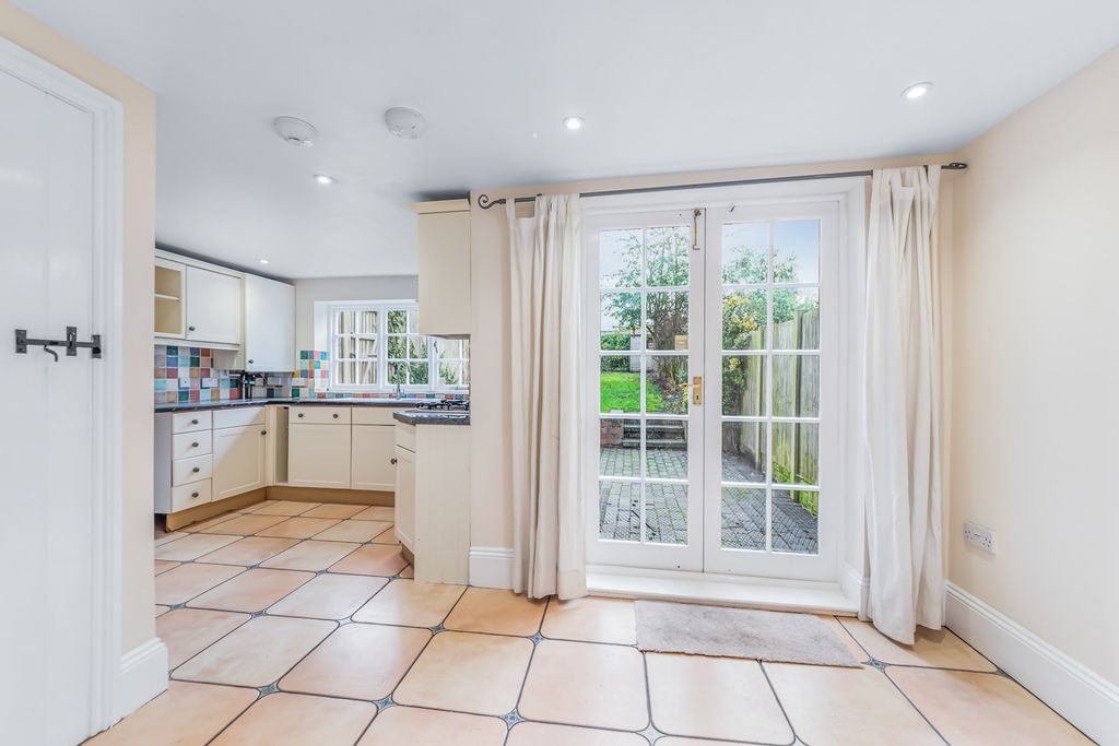 Property photo 3 of 15