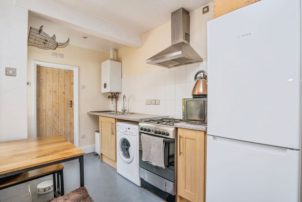 Property photo 2 of 15 Pbox-Img.Jpg