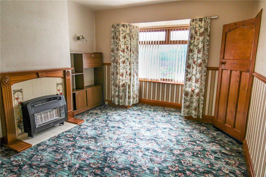 Property photo 2 of 9 Sitting Room