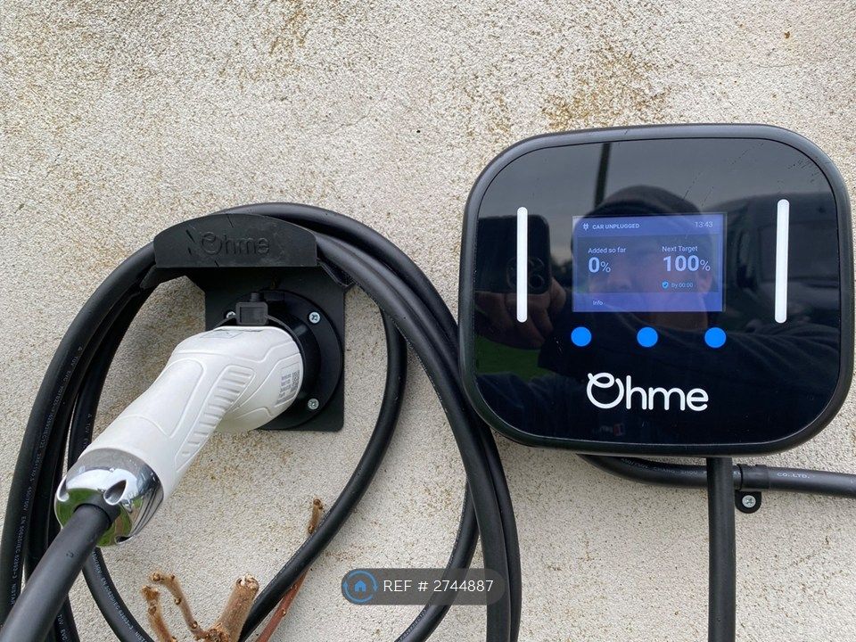 Property photo 3 of 24