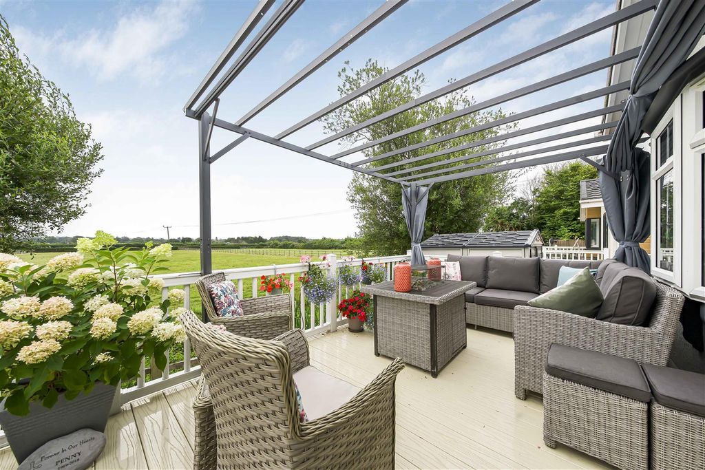 Property photo 1 of 18 Image00005.Jpg