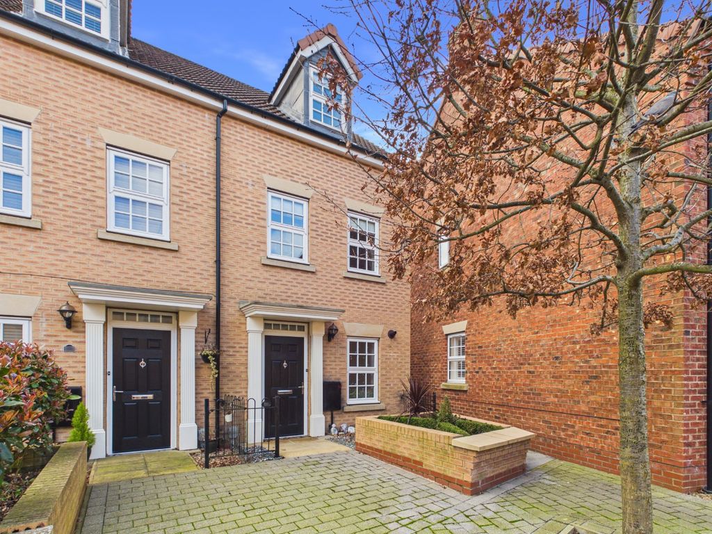 Property photo 1 of 22 4932490