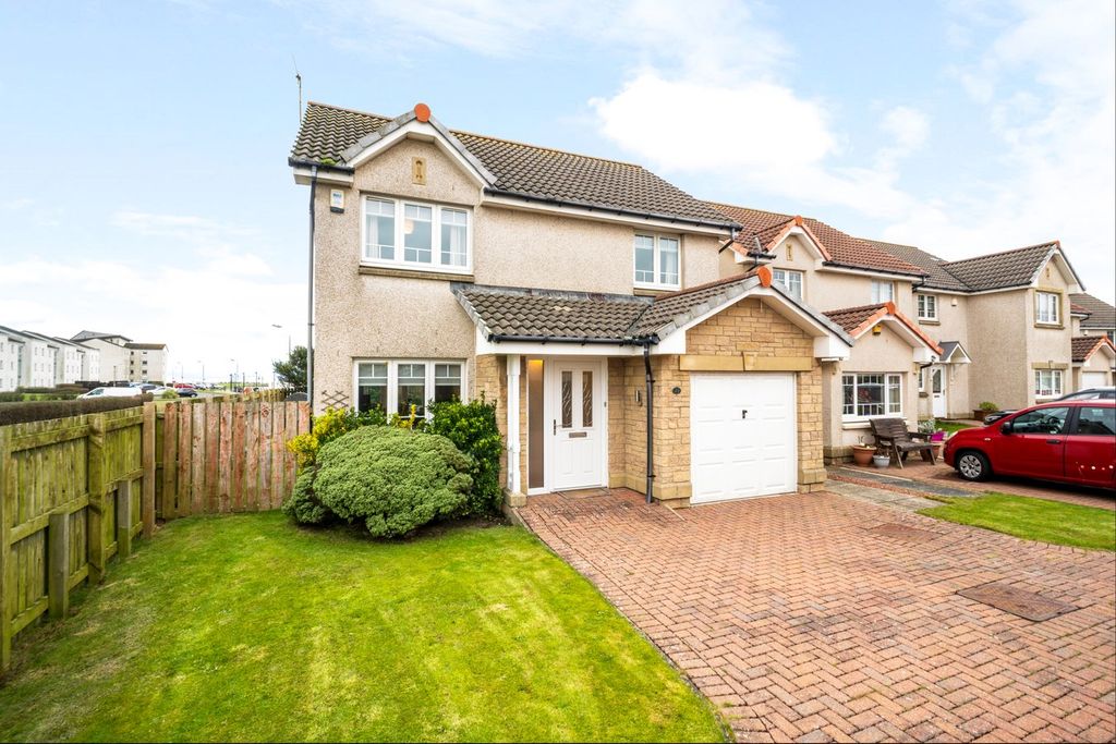 Property photo 1 of 25