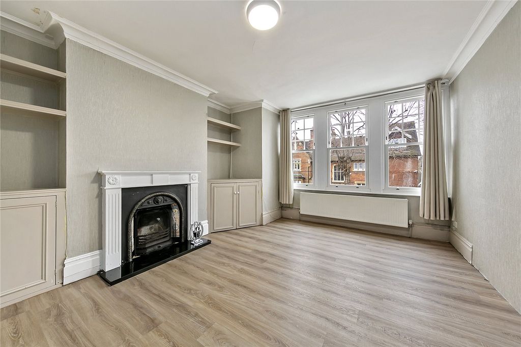 Property photo 2 of 10 Picture No. 05