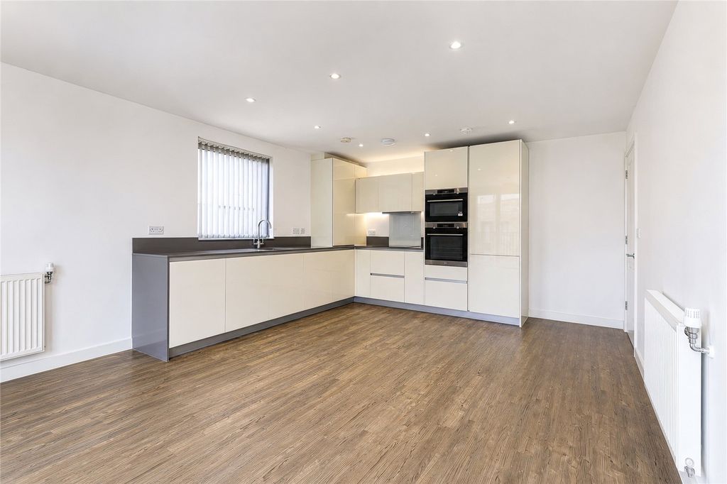 Property photo 2 of 10 Picture No. 03