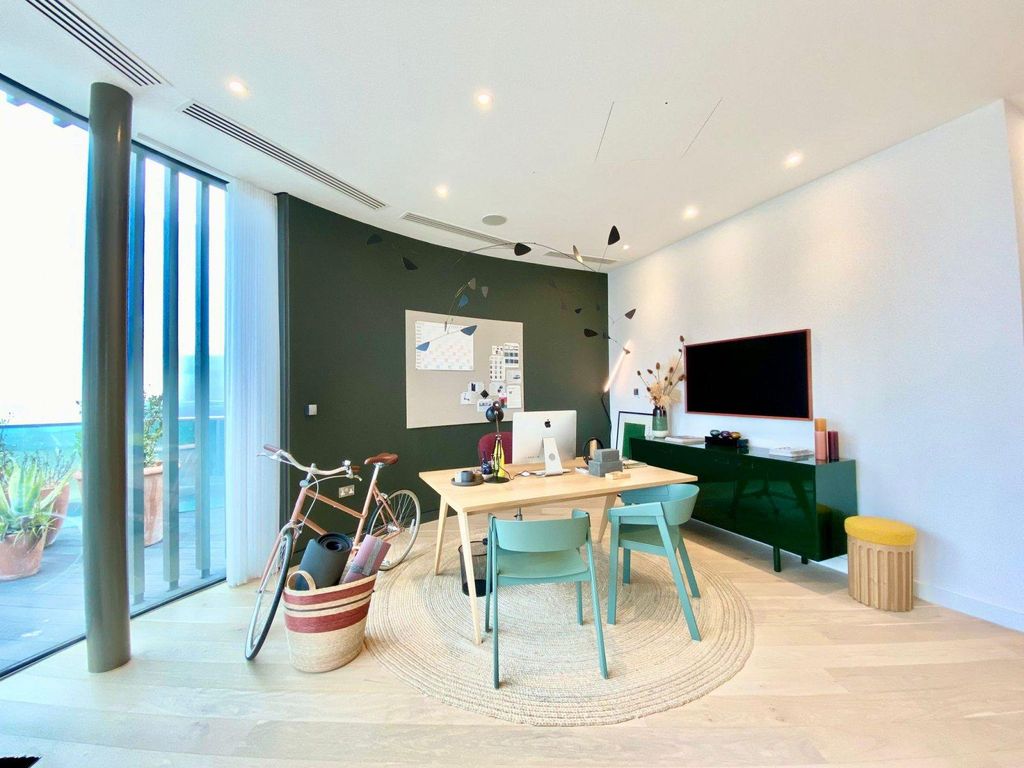 Property photo 2 of 8 Gallery