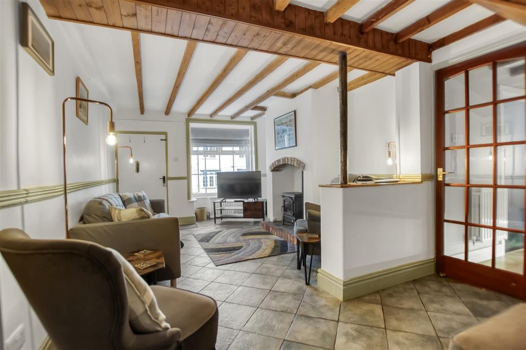 Property photo 3 of 12 Img_9211.Jpg