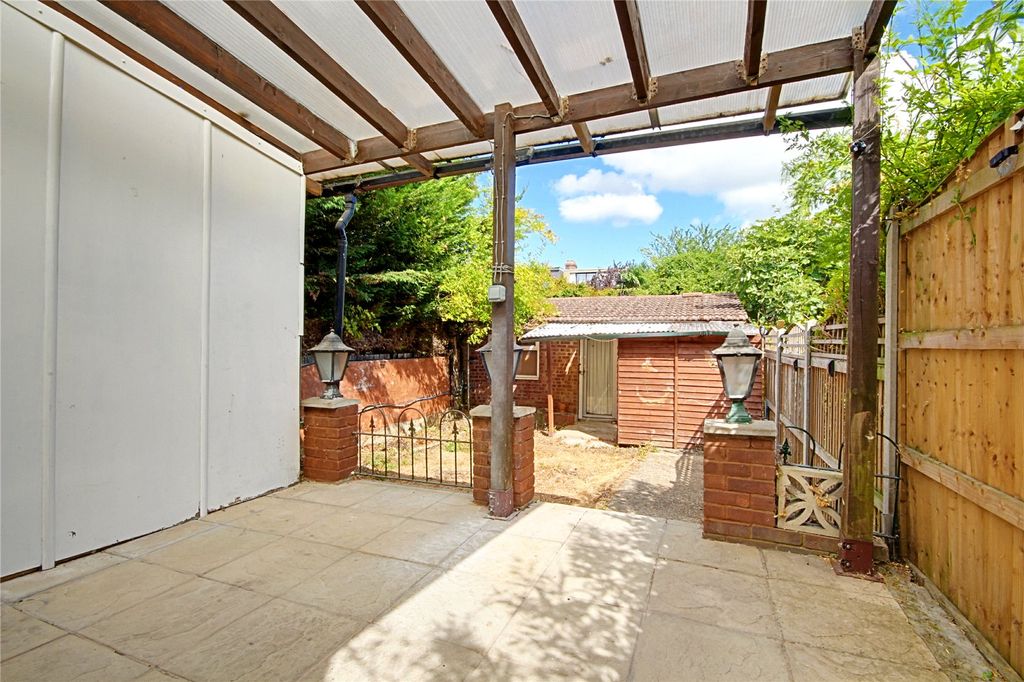 Property photo 1 of 21 Picture No. 01