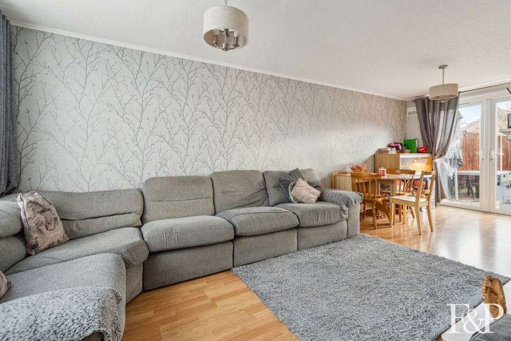 Property photo 2 of 14 4825963