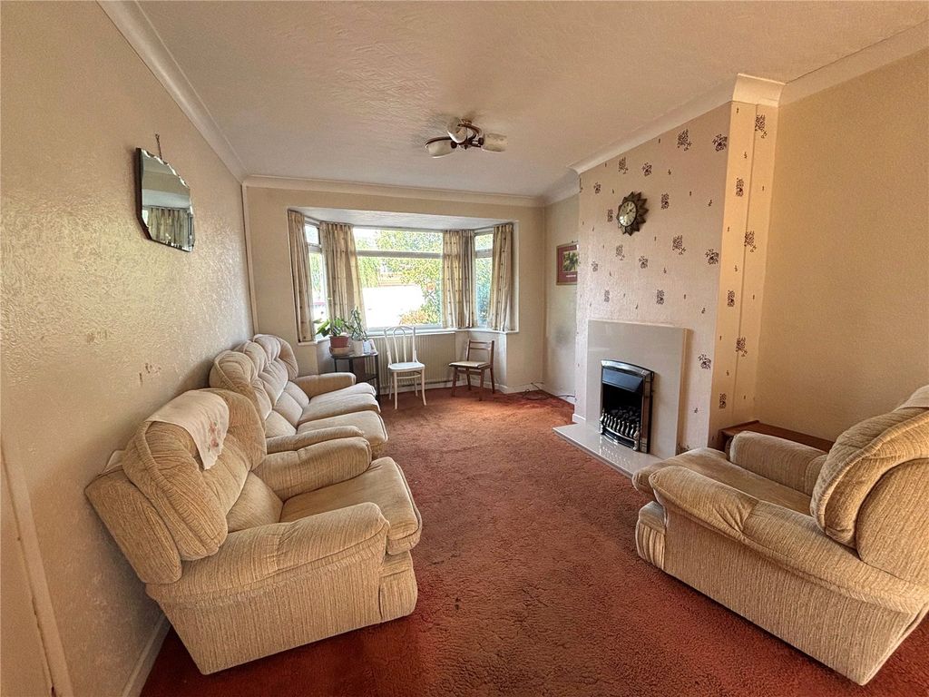 Property photo 2 of 17 Picture No. 13