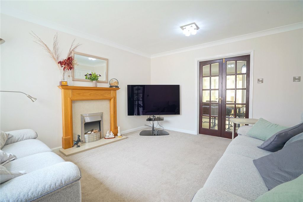 Property photo 3 of 22 Picture No. 14