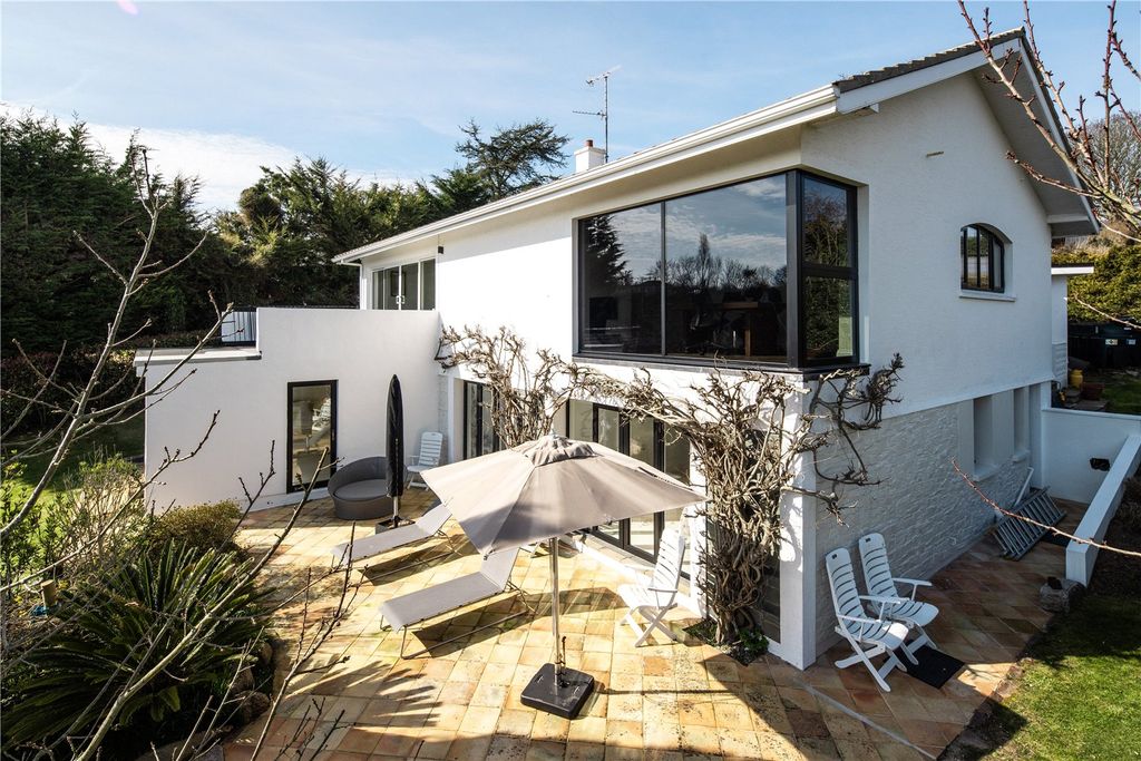 Additional image 13 of 6 bed detached house for saleLe Petit Catillon, Grouville, Jersey JE3