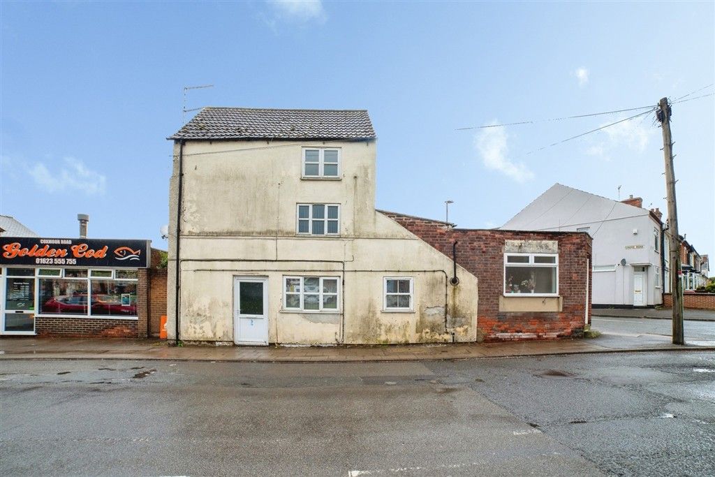 Property photo 1 of 12