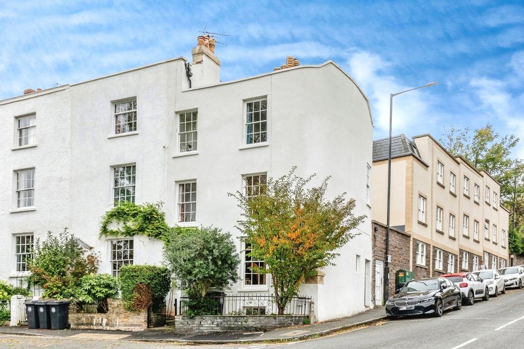 Property photo 1 of 17 Picture No. 19