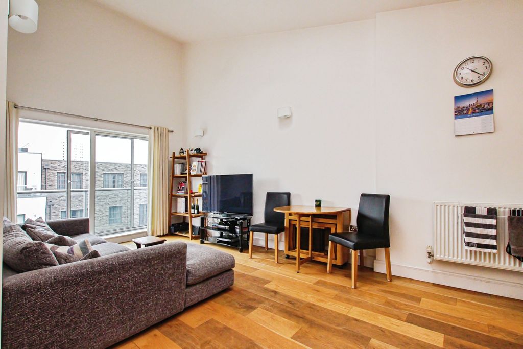 Property photo 1 of 15 Lounge/Dining Room