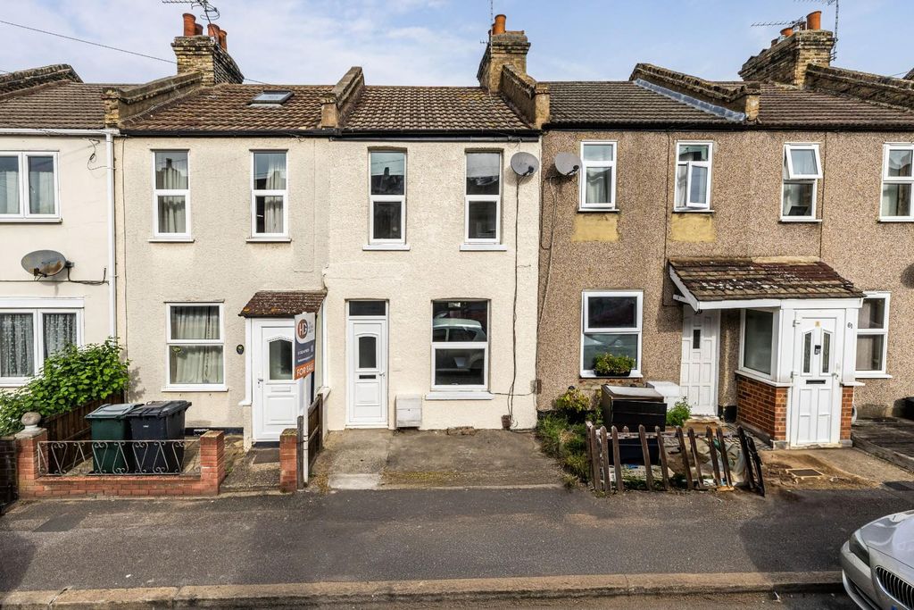 Property photo 1 of 11