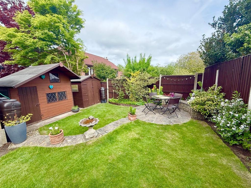 Property photo 2 of 13