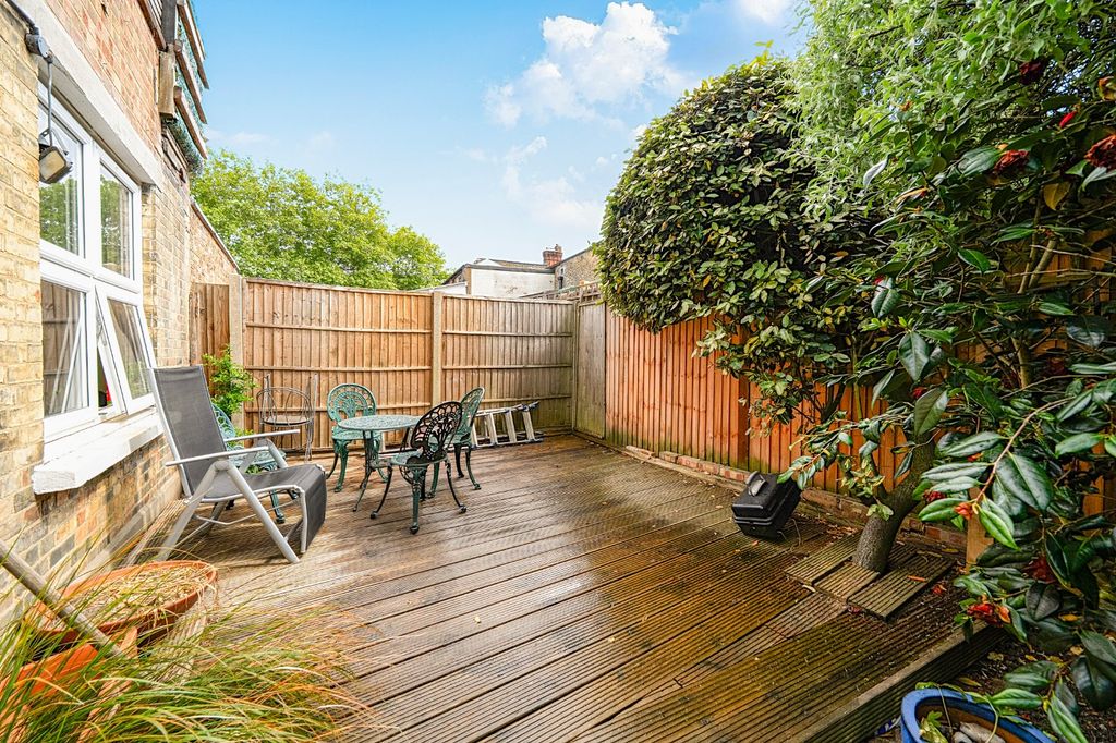 Property photo 3 of 16 Picture No. 04