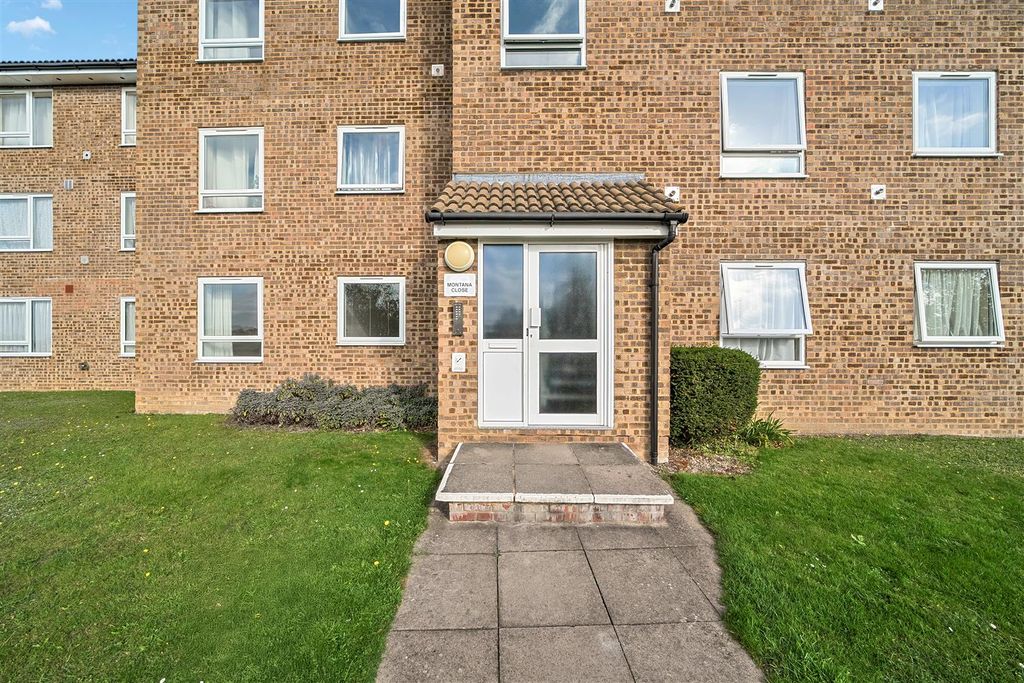 Property photo 3 of 16