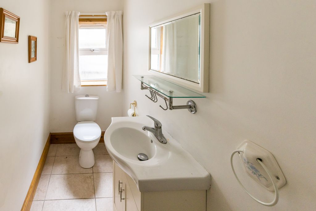 Additional image 4 of 6 bed terraced house for saleButterton Road, Rhyl LL18