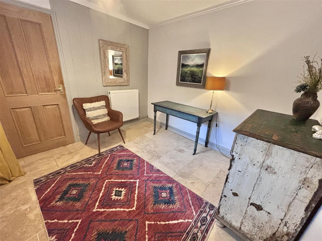 Property photo 3 of 23 Img_9327.Jpg