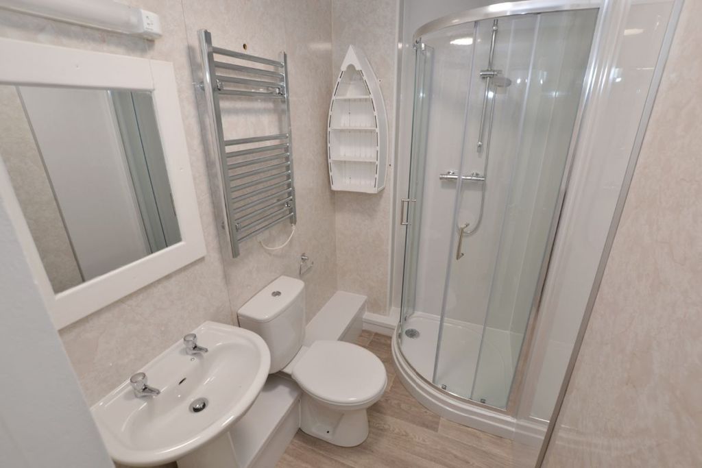 Property photo 3 of 3