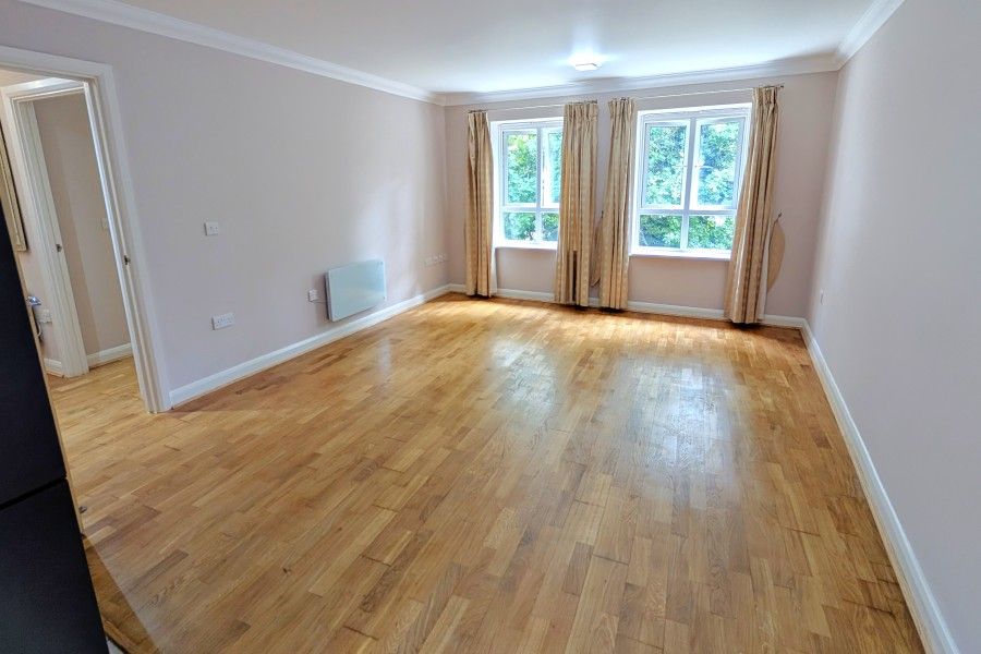 Property photo 3 of 8