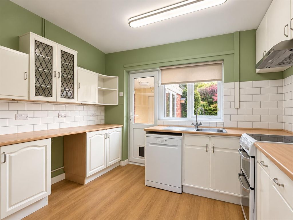 Property photo 2 of 11 2Ca6Dbe2-6B9D-457E-Ac12-596Ed3D9875E.Png