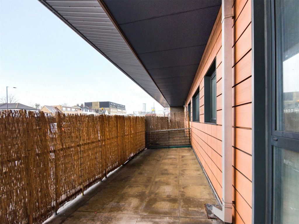 Property photo 2 of 10 Picture No. 08
