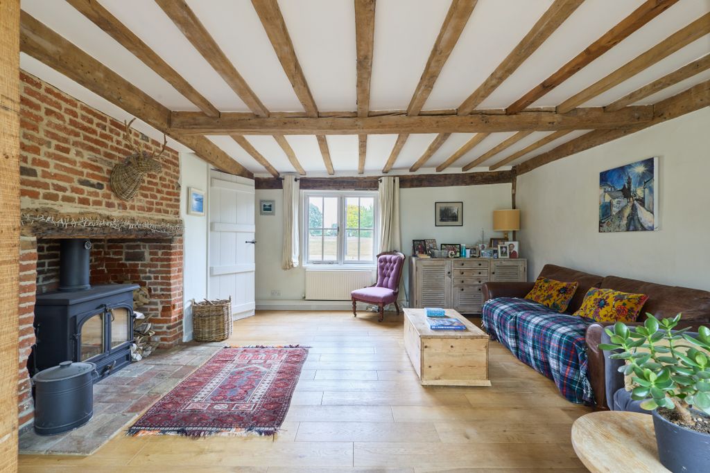 Property photo 3 of 32