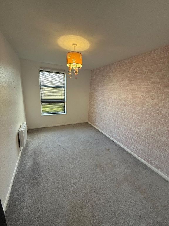 Property photo 3 of 13 Photo 3