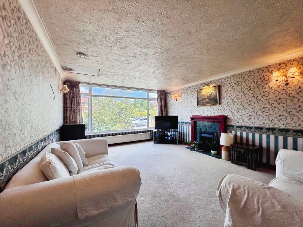 Property photo 3 of 19