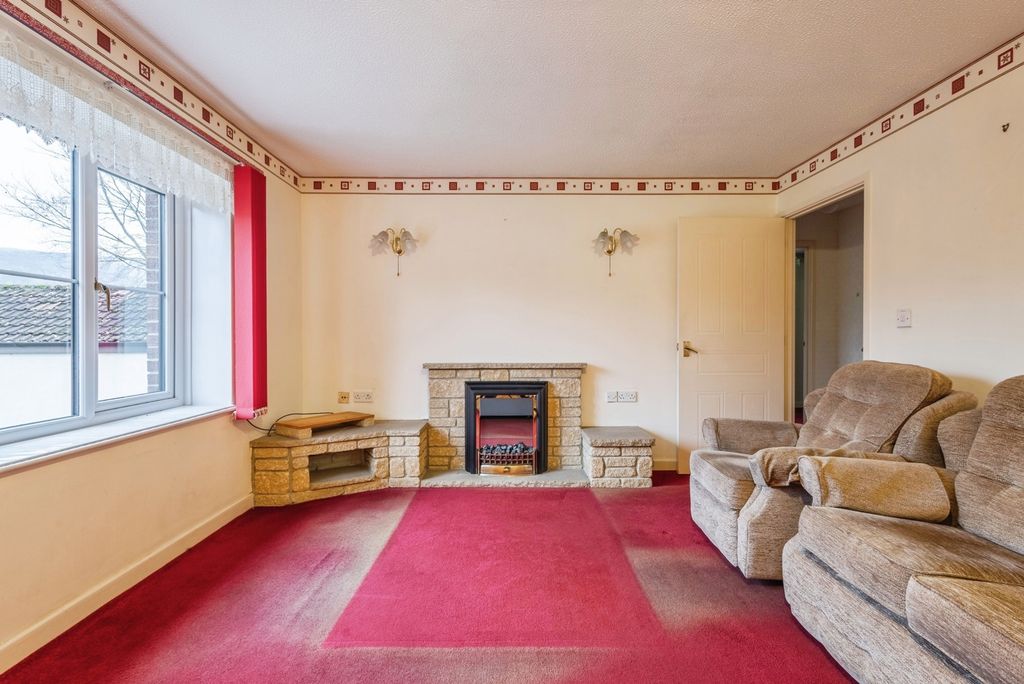 Property photo 2 of 13 Pbox-Img.Jpg