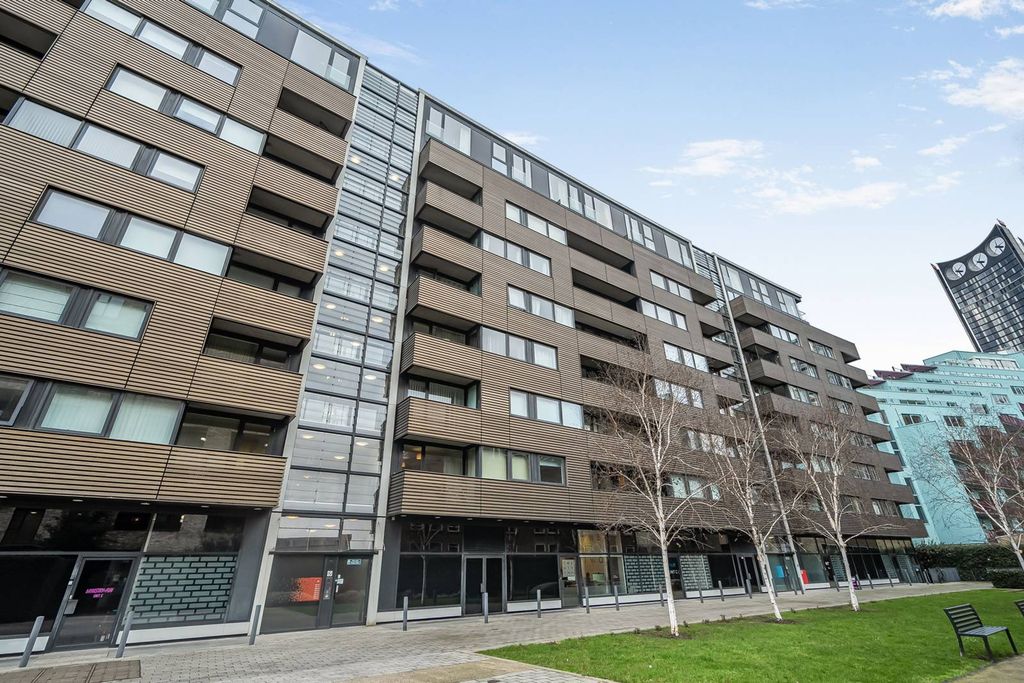 Property photo 3 of 22