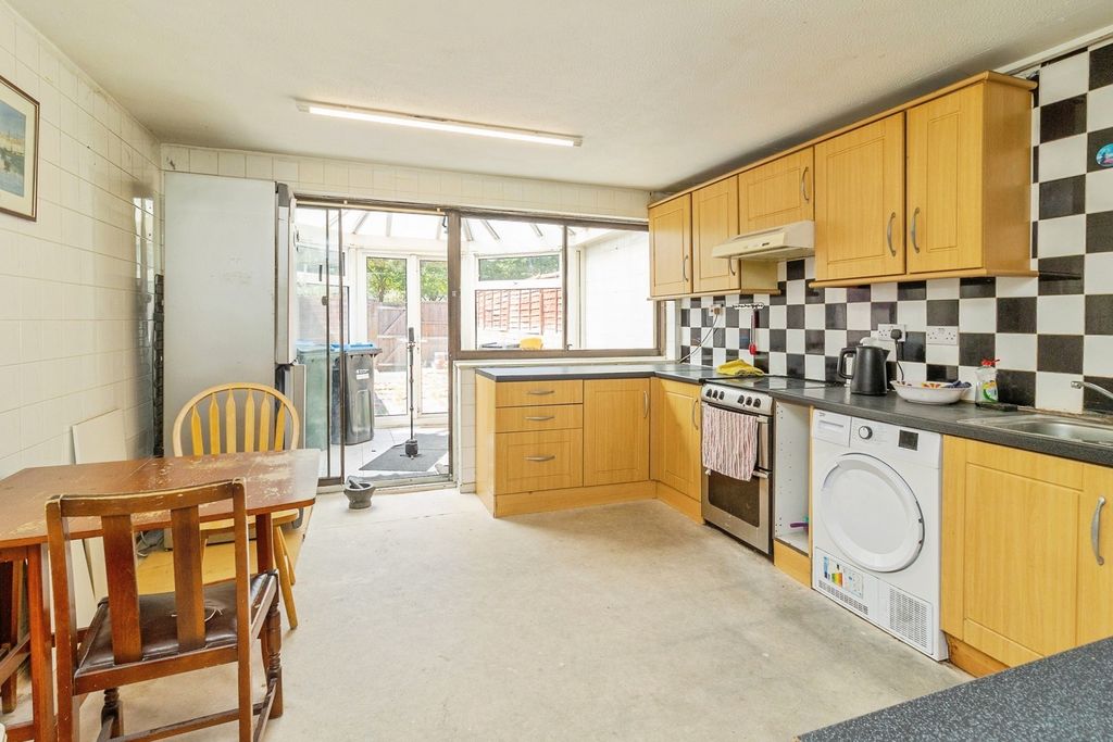 Property photo 2 of 20 Pbox-Img.Jpg