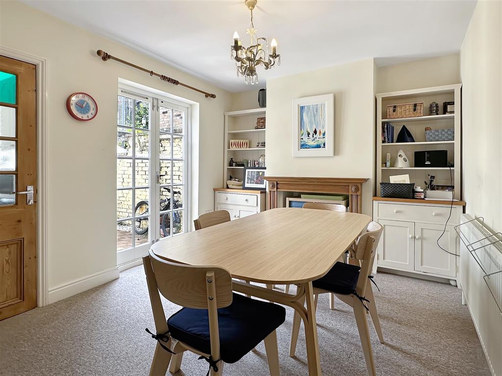 Property photo 2 of 15 Img (11).Jpg