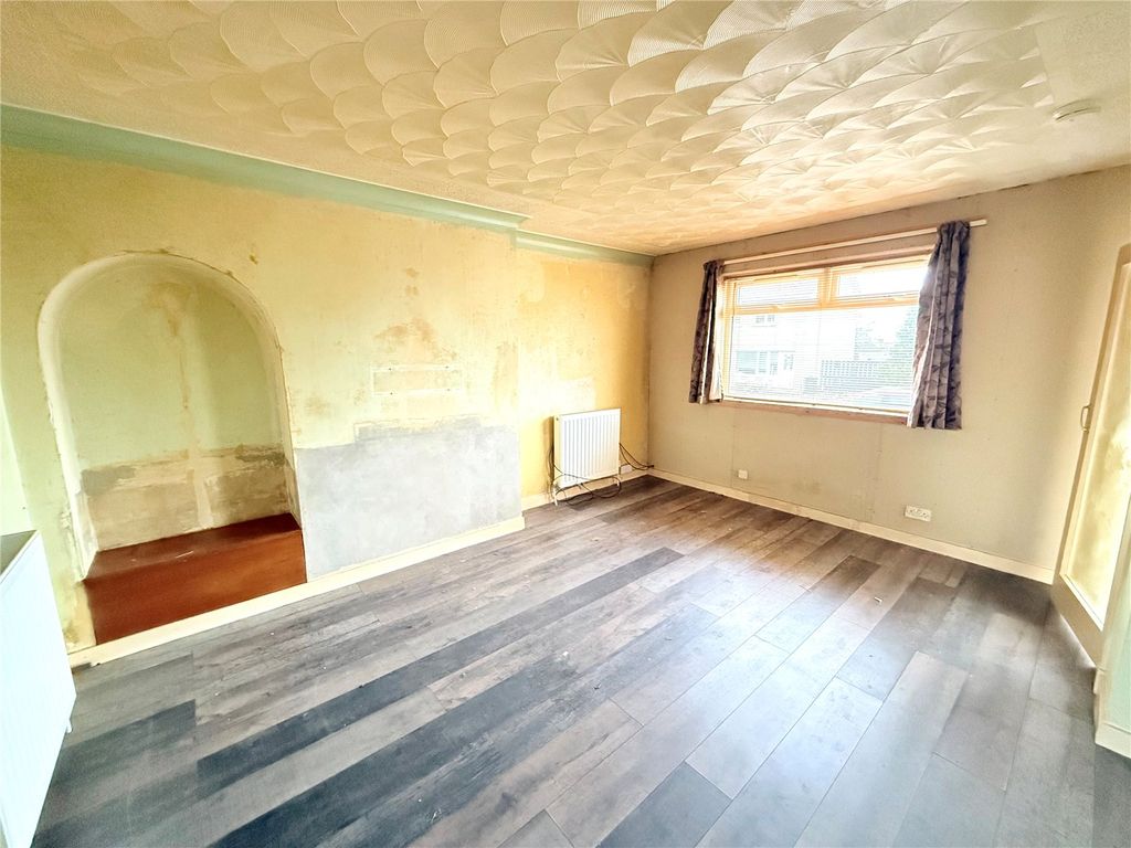 Property photo 2 of 9 Picture No. 51