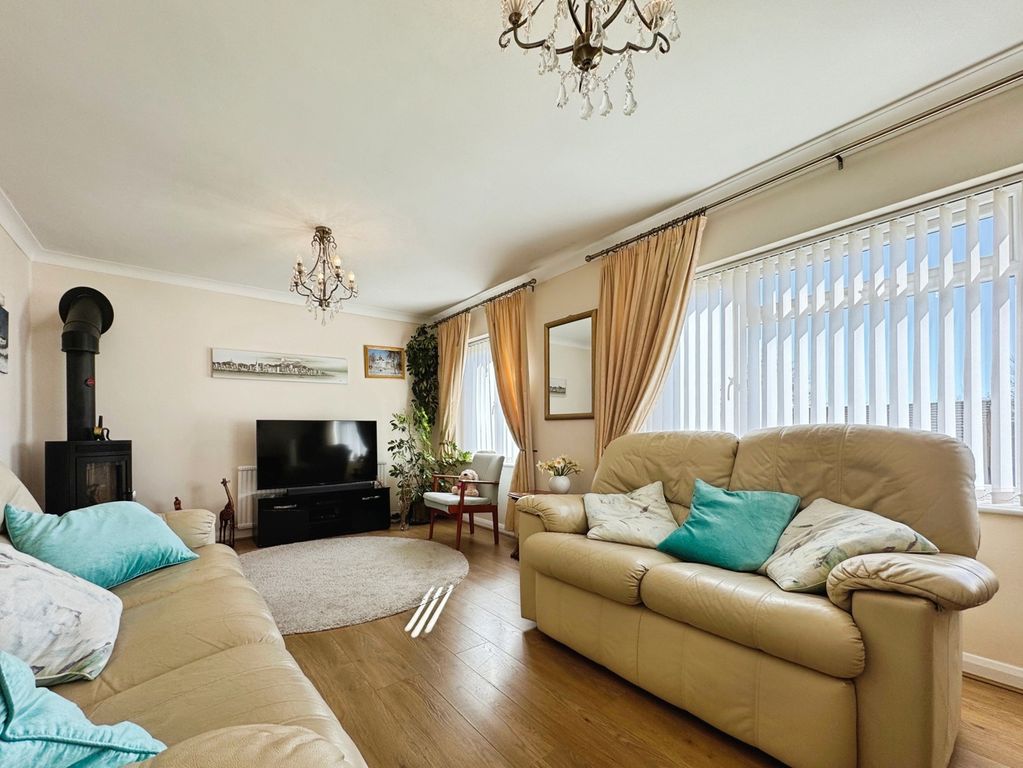 Property photo 2 of 20 Pbox-Img.Jpg