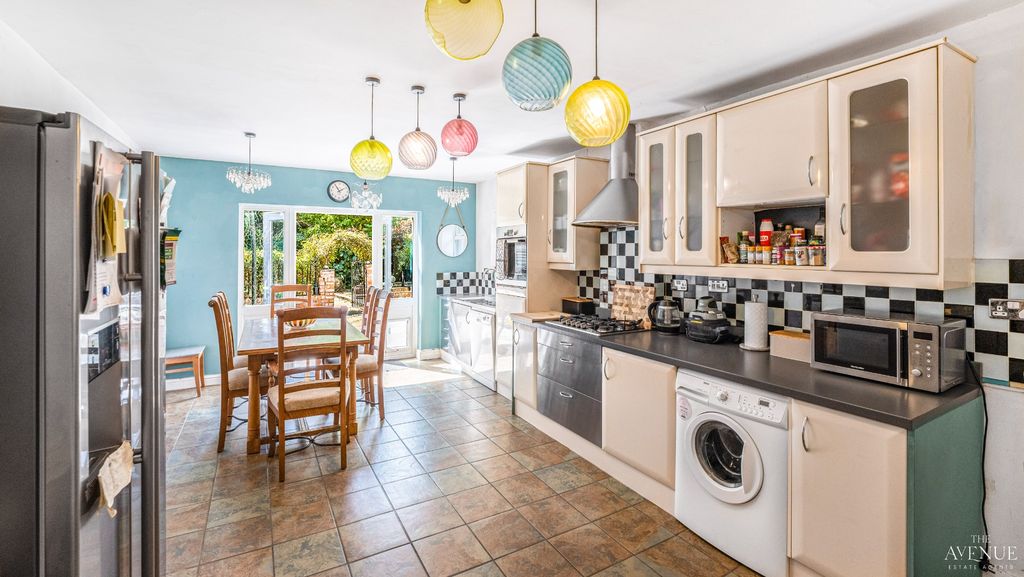 Property photo 3 of 37 5328626