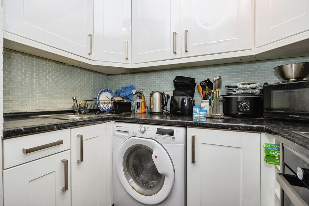 Property photo 3 of 12 Pbox-Img.Jpg