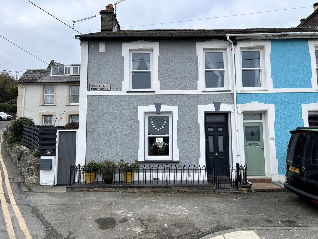 Property photo 1 of 50