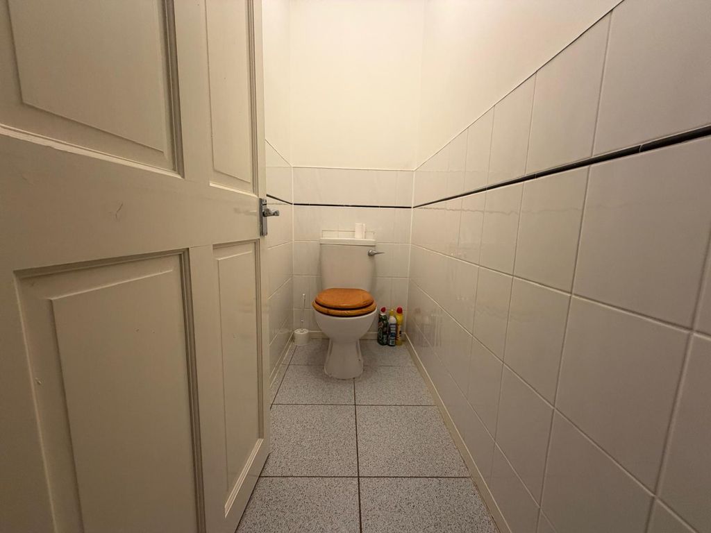 Property photo 3 of 9 Image